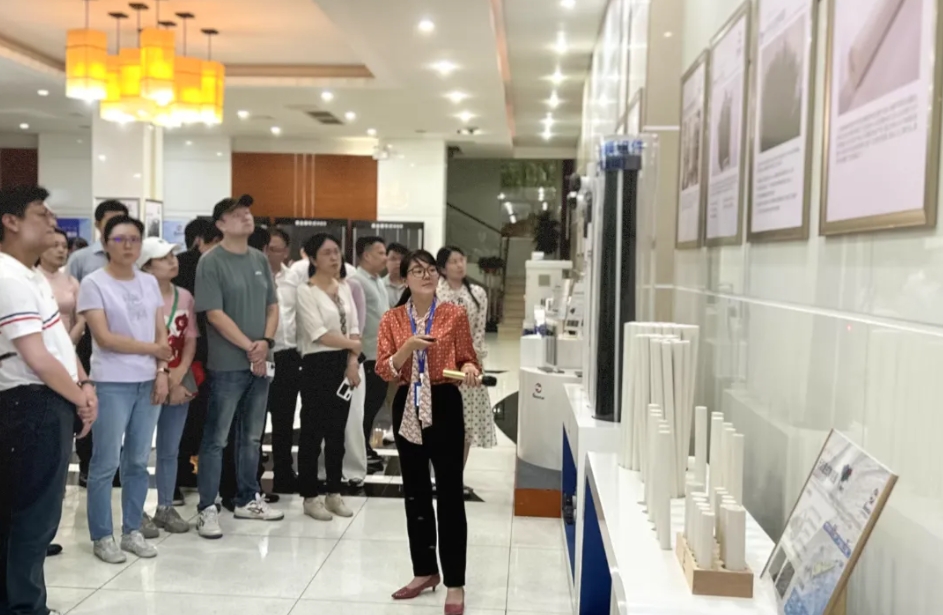 老哥俱乐部-老哥必备的交流社区