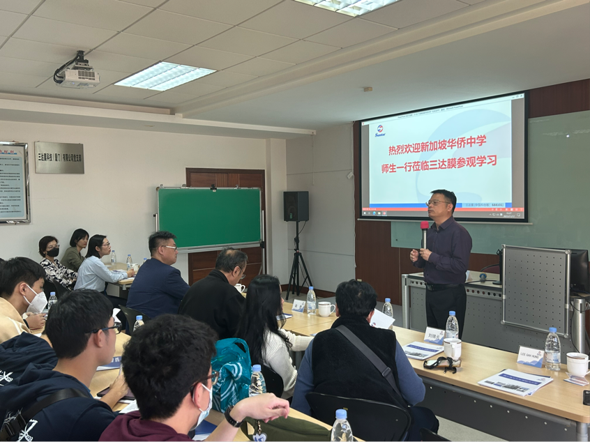 老哥俱乐部-老哥必备的交流社区