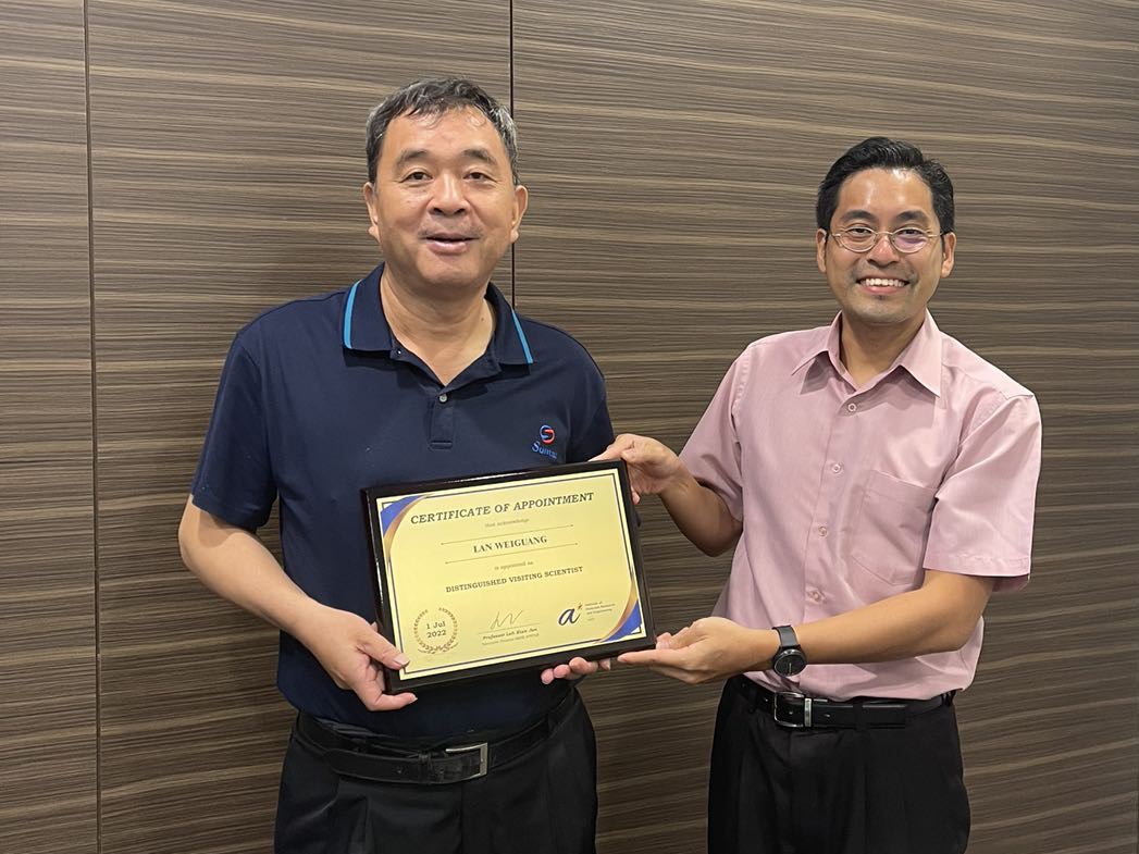 老哥俱乐部-老哥必备的交流社区