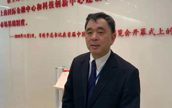 热烈庆祝老哥俱乐部在中国科创板上市周围年！