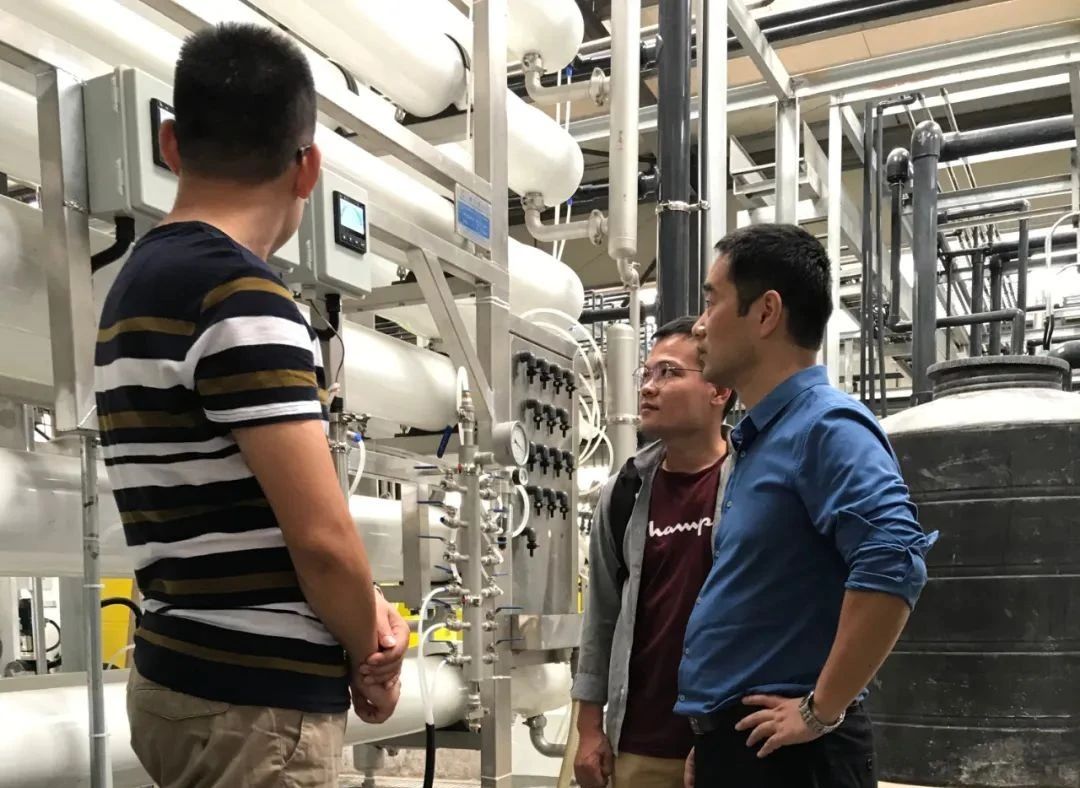 老哥俱乐部-老哥必备的交流社区