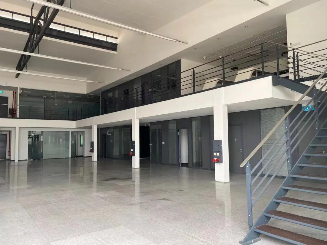 老哥俱乐部-老哥必备的交流社区