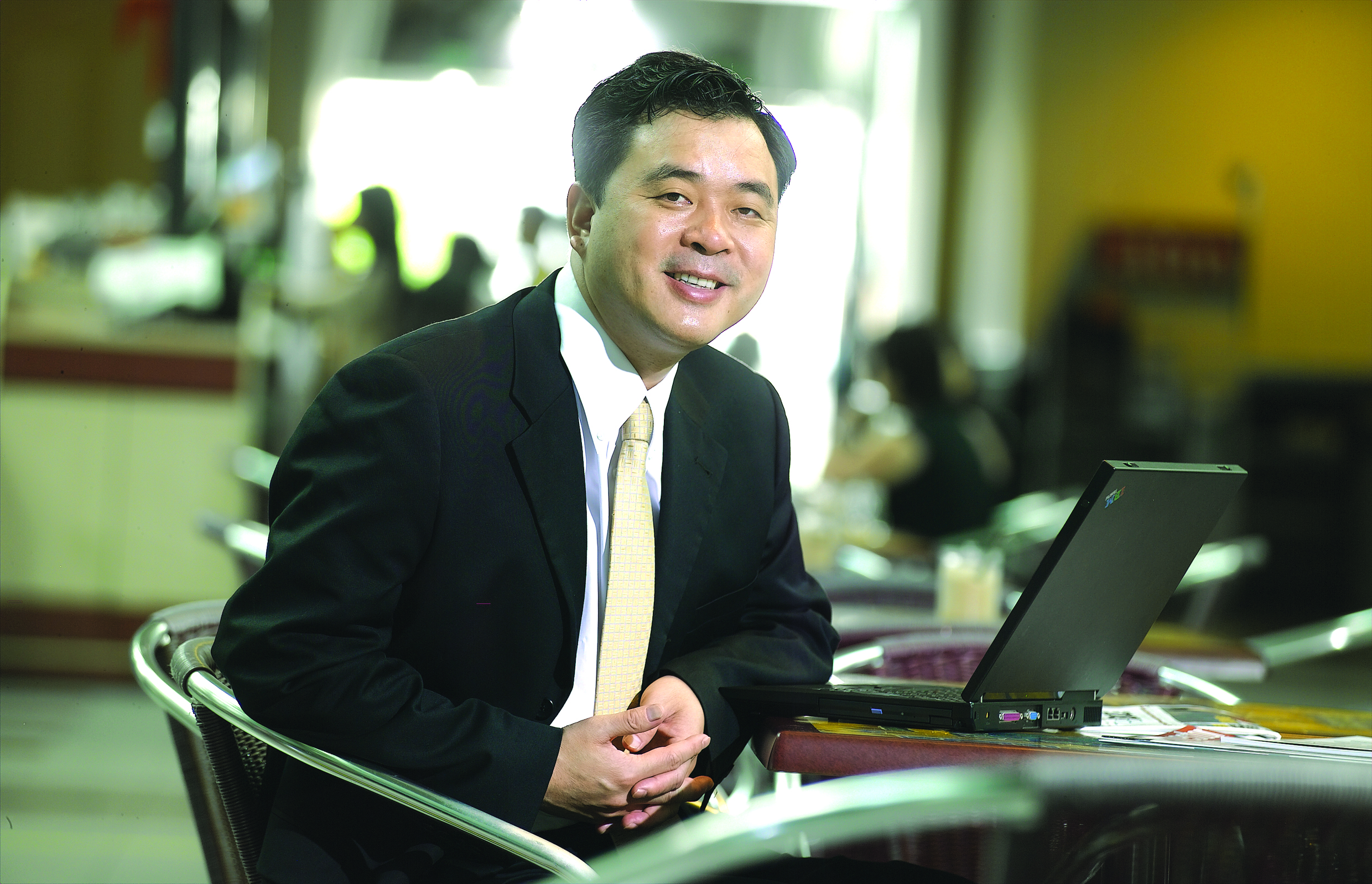 老哥俱乐部-老哥必备的交流社区