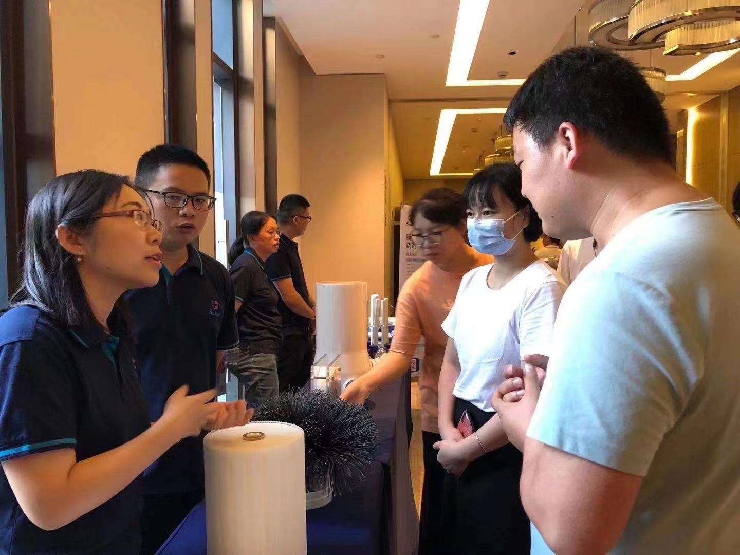 老哥俱乐部-老哥必备的交流社区