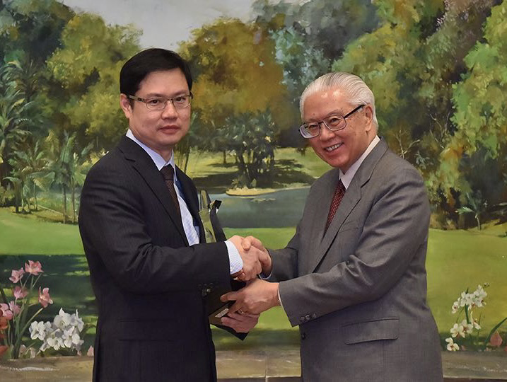 老哥俱乐部-老哥必备的交流社区